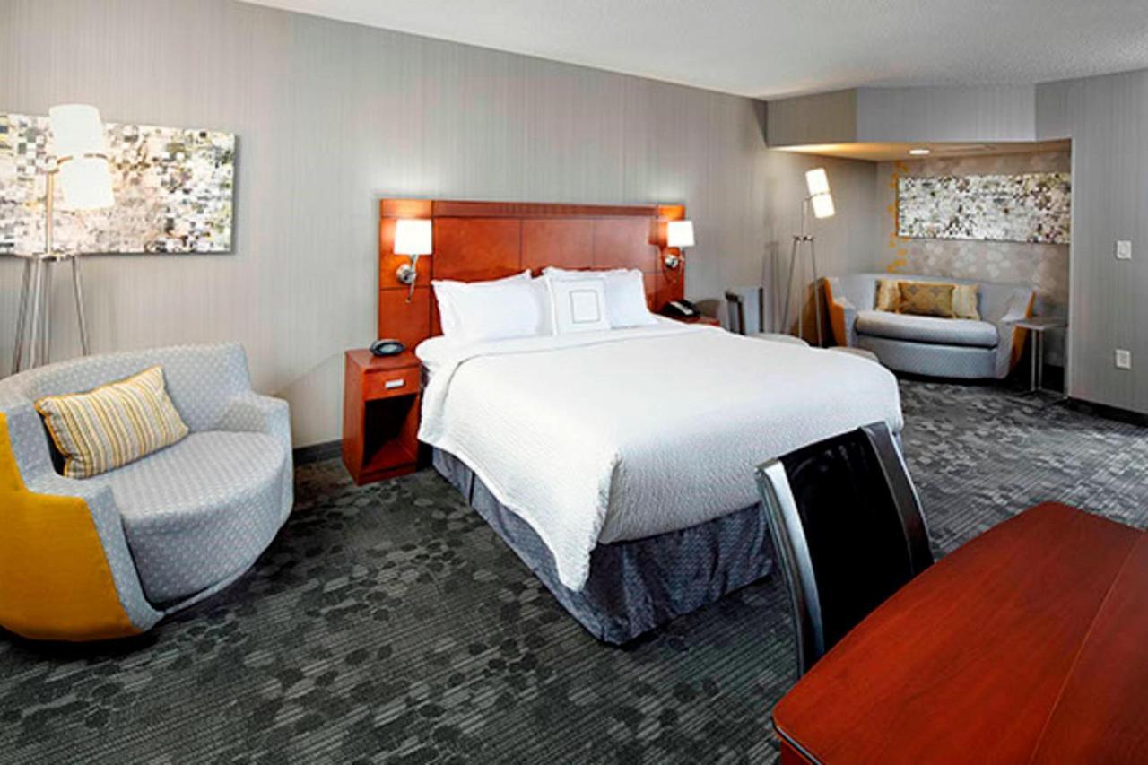 Courtyard By Marriott Akron Stow Ngoại thất bức ảnh