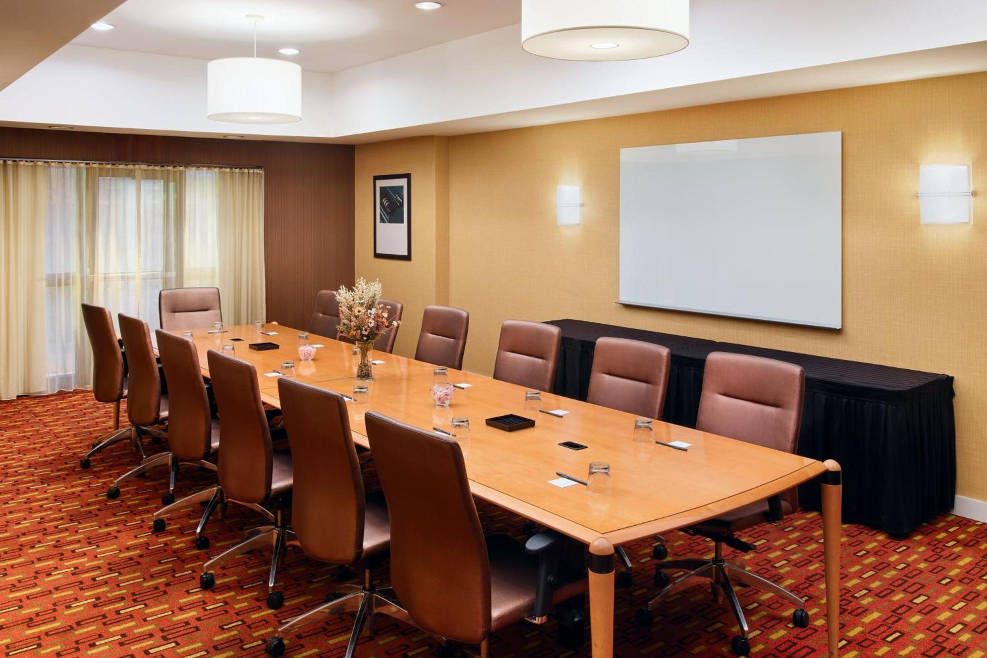 Courtyard By Marriott Akron Stow Ngoại thất bức ảnh