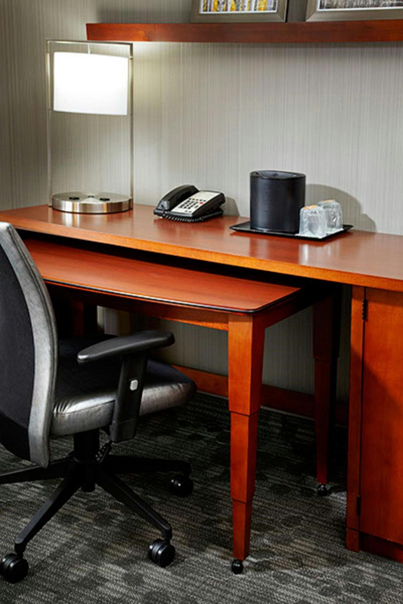 Courtyard By Marriott Akron Stow Ngoại thất bức ảnh